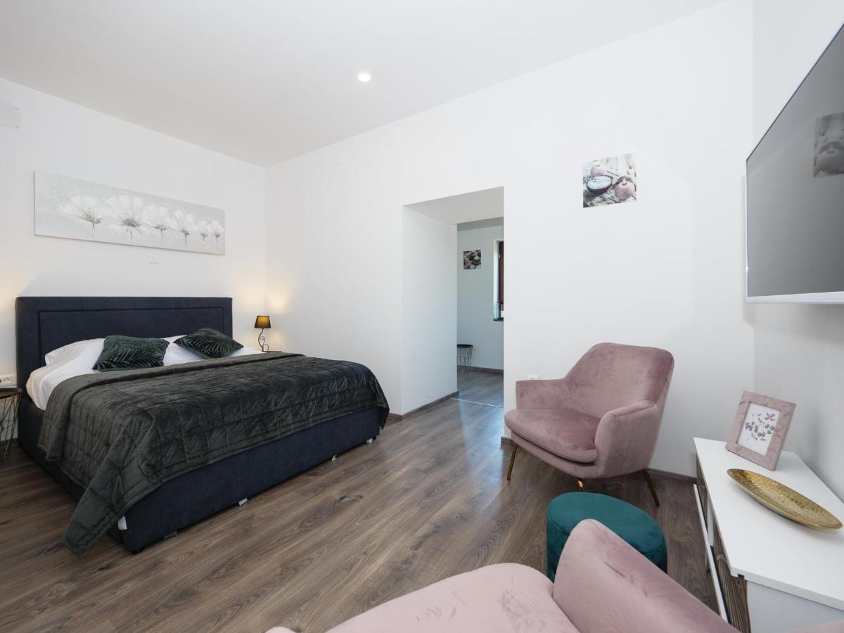 Arena Delight Studio Apartments Póla Kültér fotó