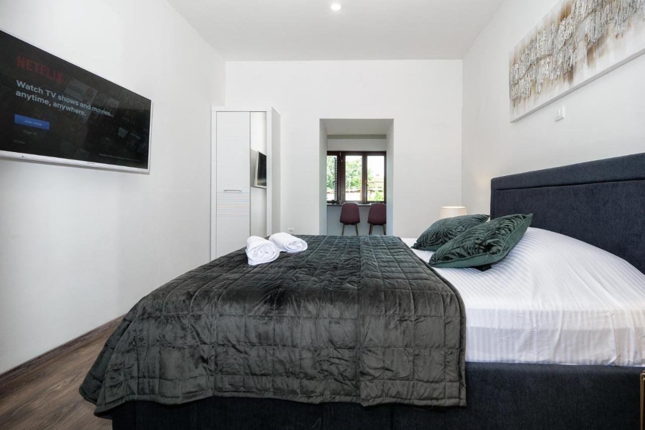 Arena Delight Studio Apartments Póla Kültér fotó