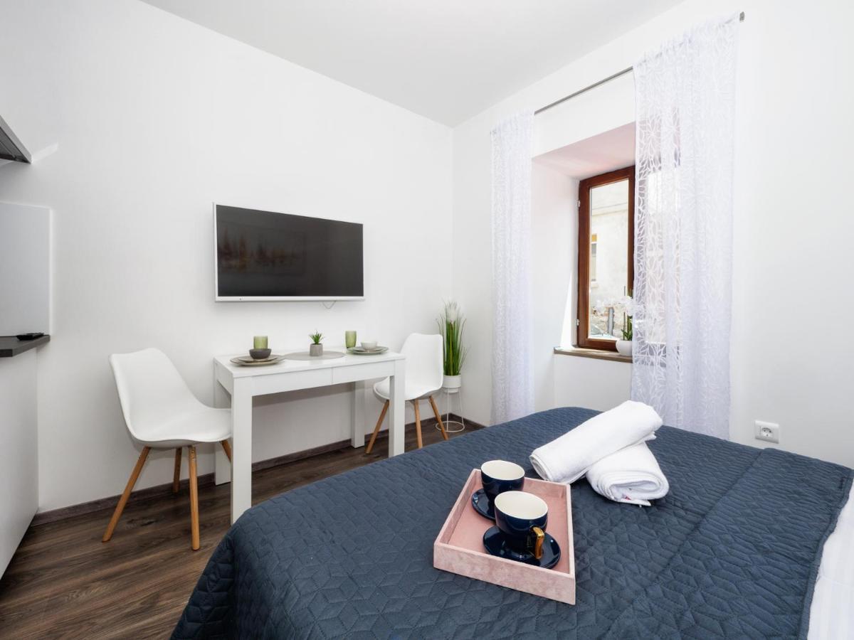 Arena Delight Studio Apartments Póla Kültér fotó